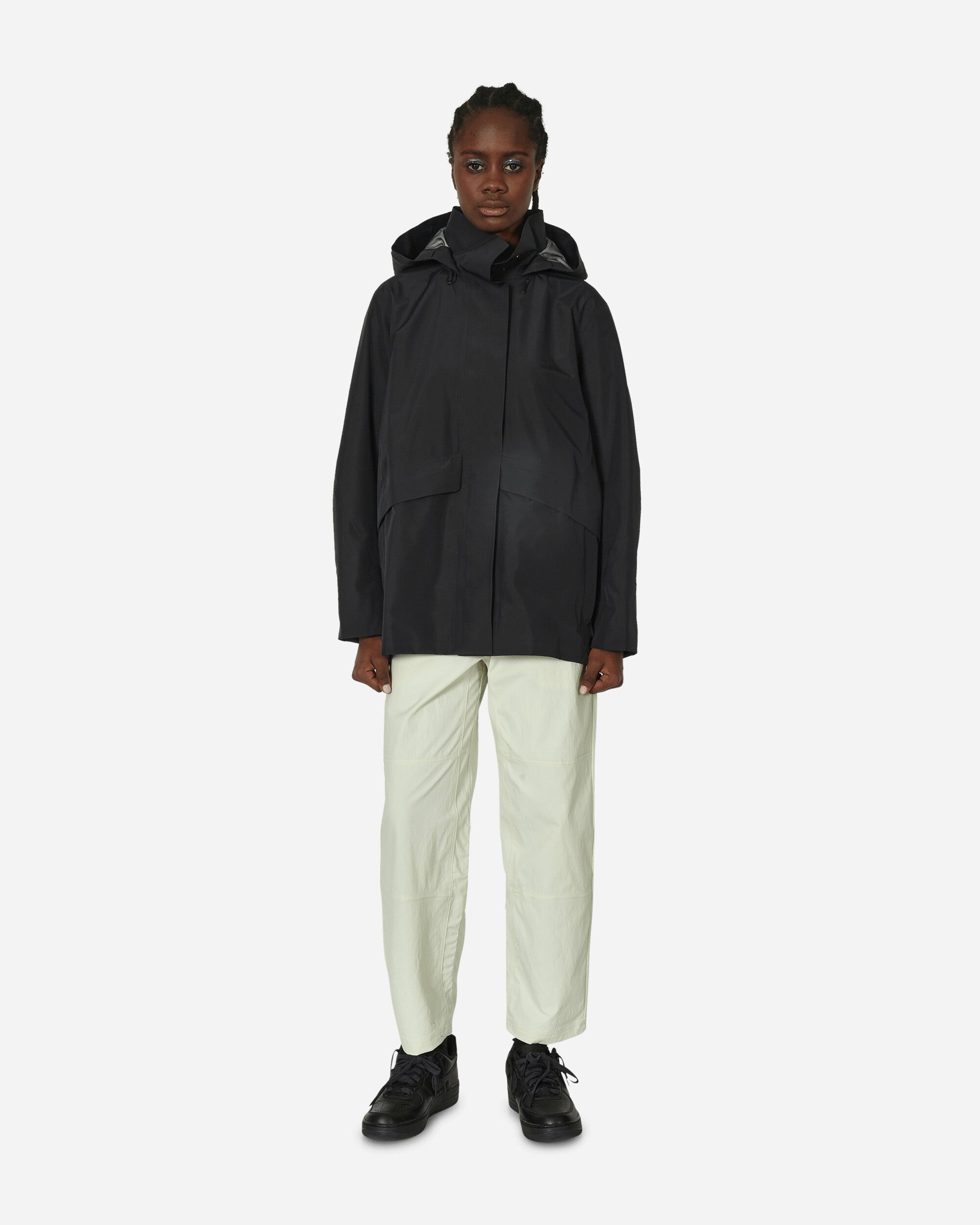 Arc'teryx Veilance Wmns Ifora Jacket Black Coats and Jackets Windbreakers X000007141 BLACK