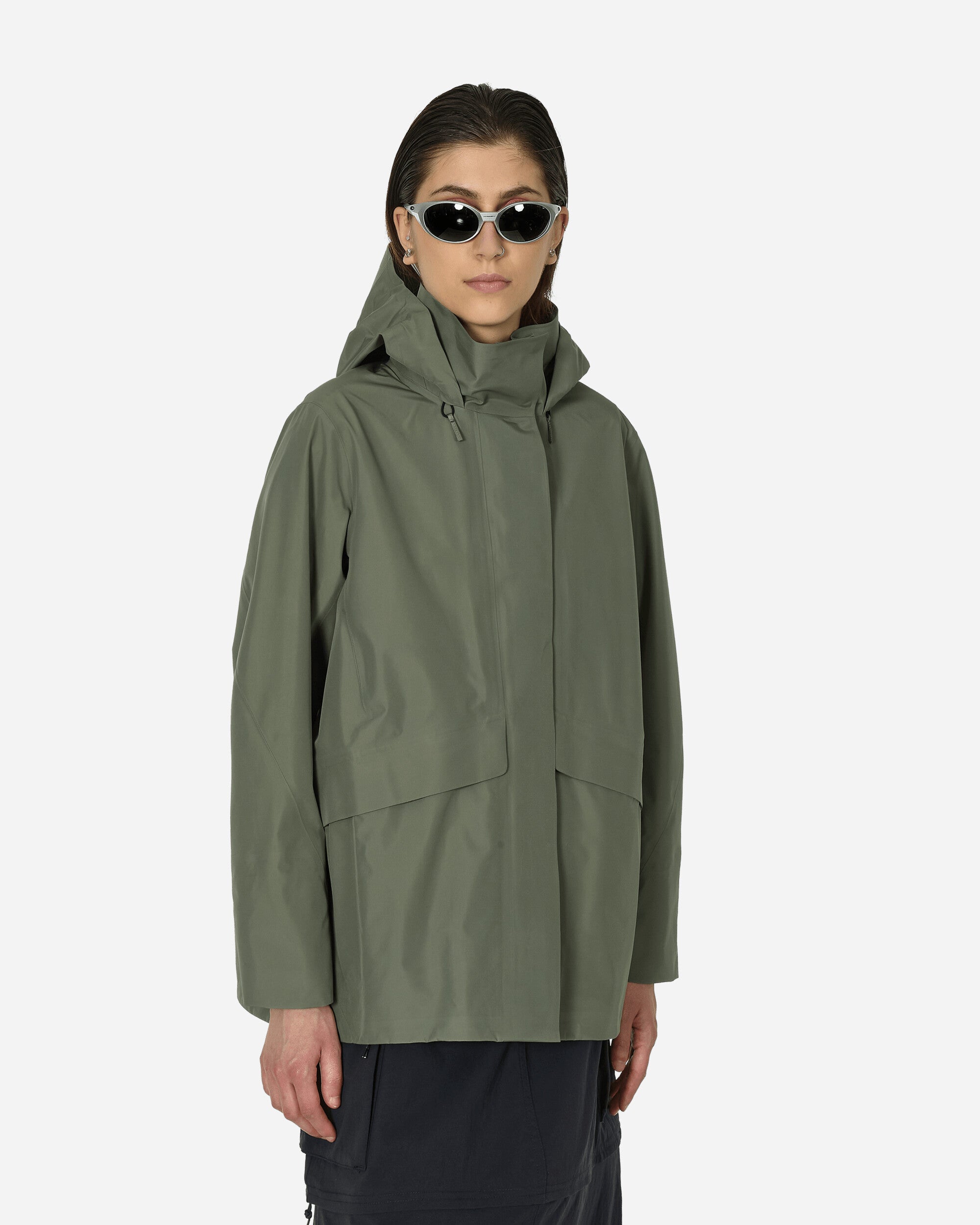 Arc'teryx Veilance Wmns Ifora Jacket Forage Coats and Jackets Windbreakers X000007141 FORAGE