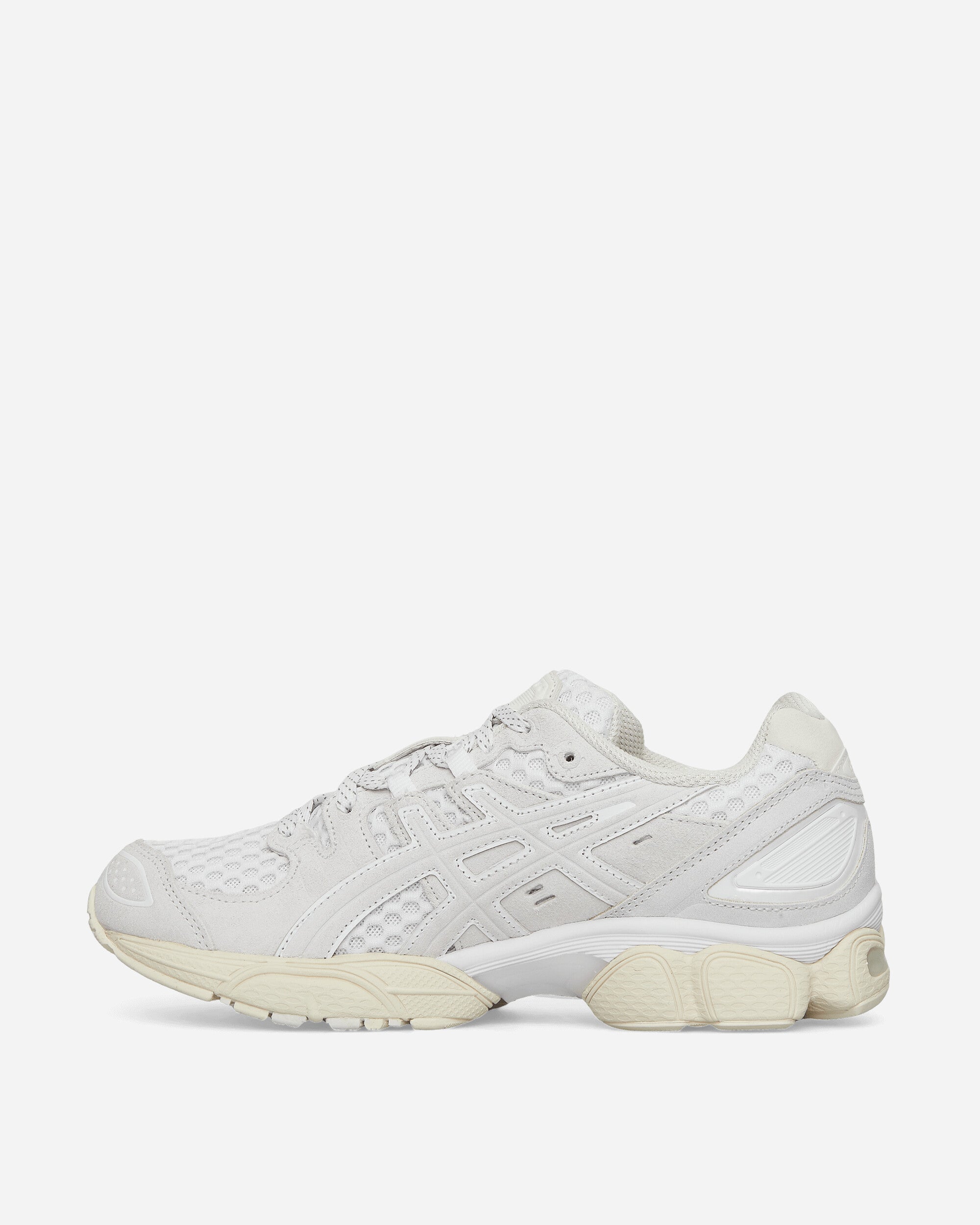 Asics Gel-Nimbus 9 White/Cream Sneakers Low 1201B034-100