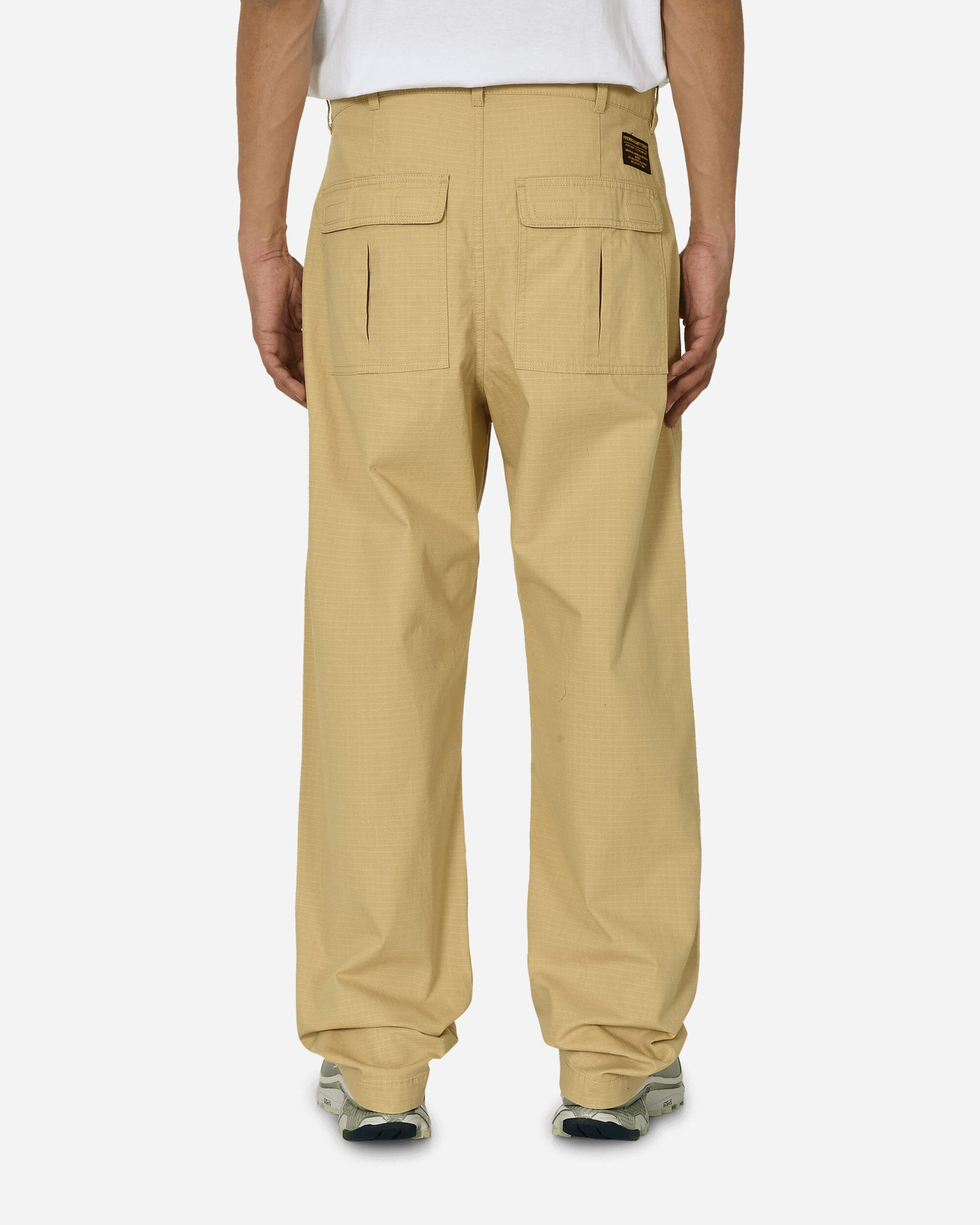 FUCT Knee Pad Cargo Pants Pale Khaki   Pants Cargo TBMW009FA08 BEG0017