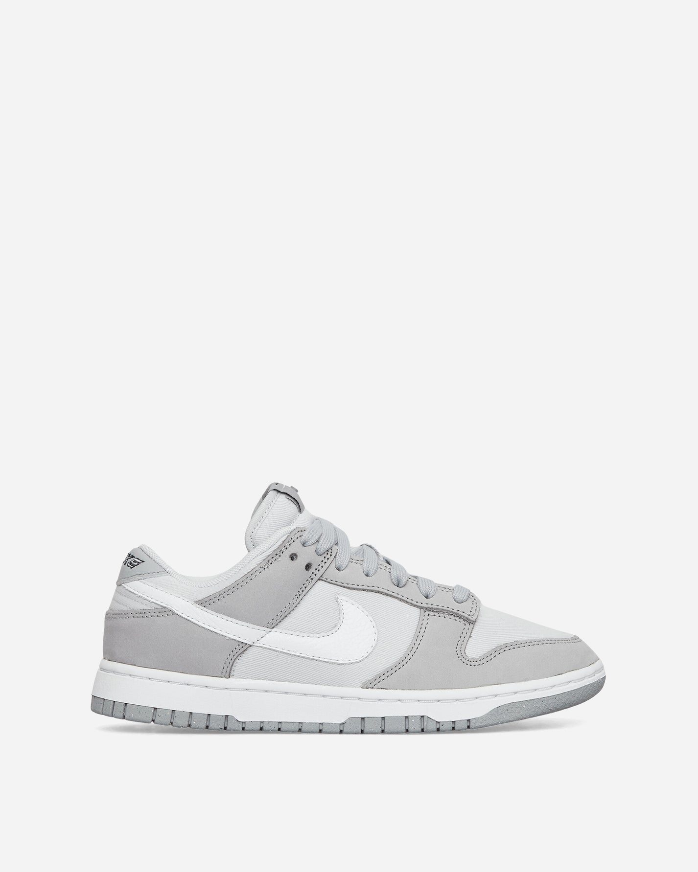 Nike Wmns Nike Dunk Low Lx Nbhd Lt Smoke Grey/White Sneakers Low FB7720-002