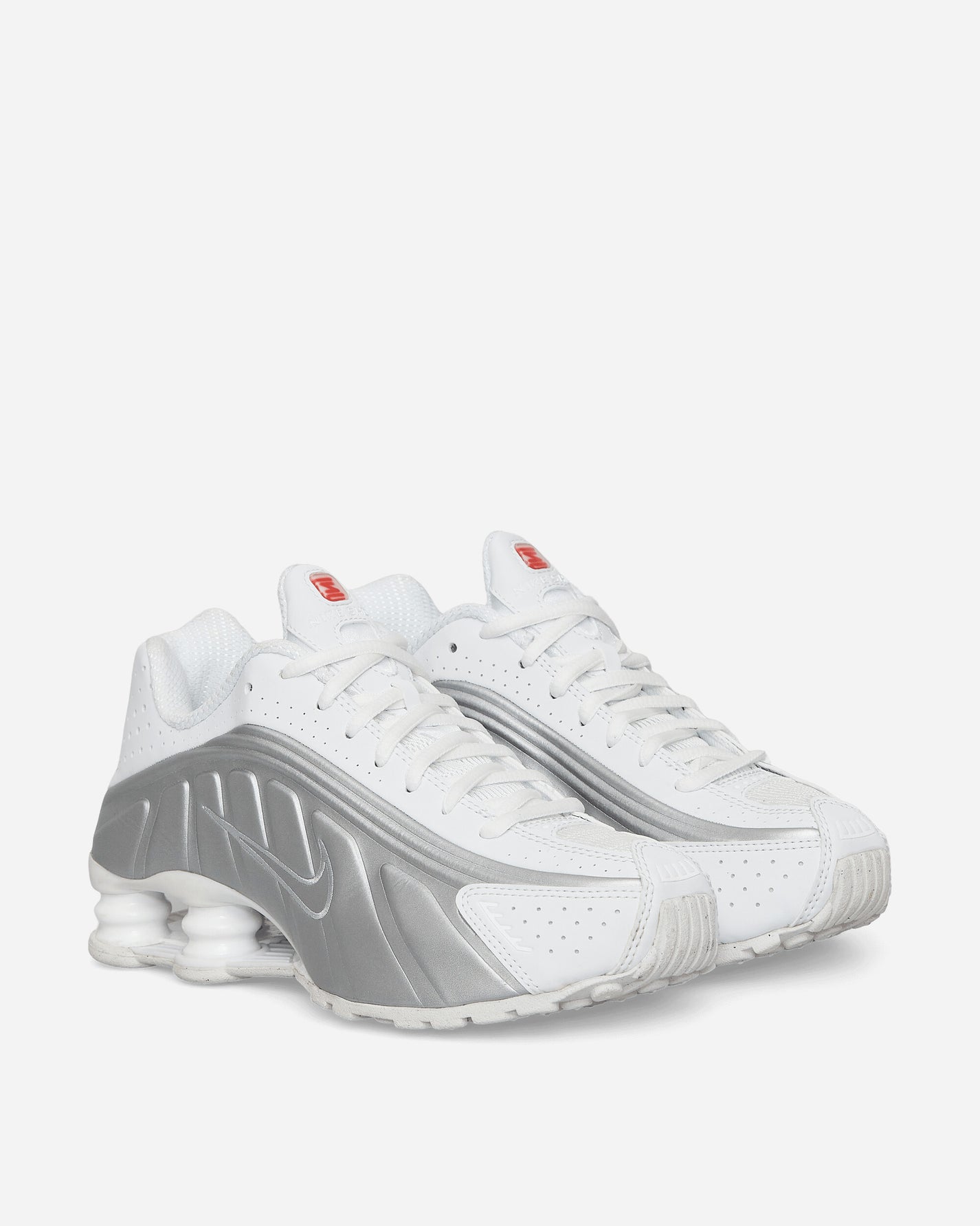 Nike Wmns Nike Shox R4 White/Metallic Silver Sneakers Low AR3565-101