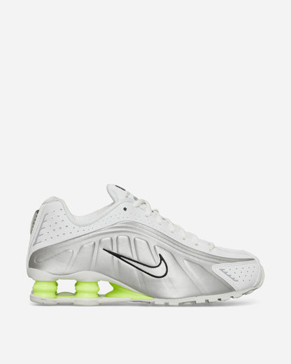 Nike Wmns Nike Shox R4 White/Metallic Silver Sneakers Low AR3565-102