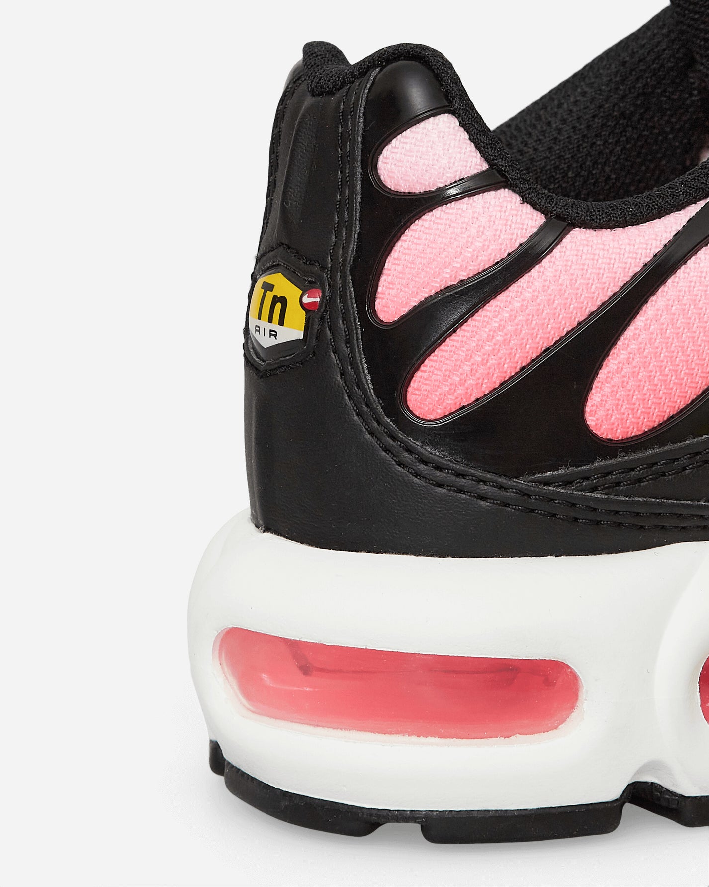 Nike Wmns W Air Max Plus Black/Hot Punch Sneakers Mid DZ3670-002