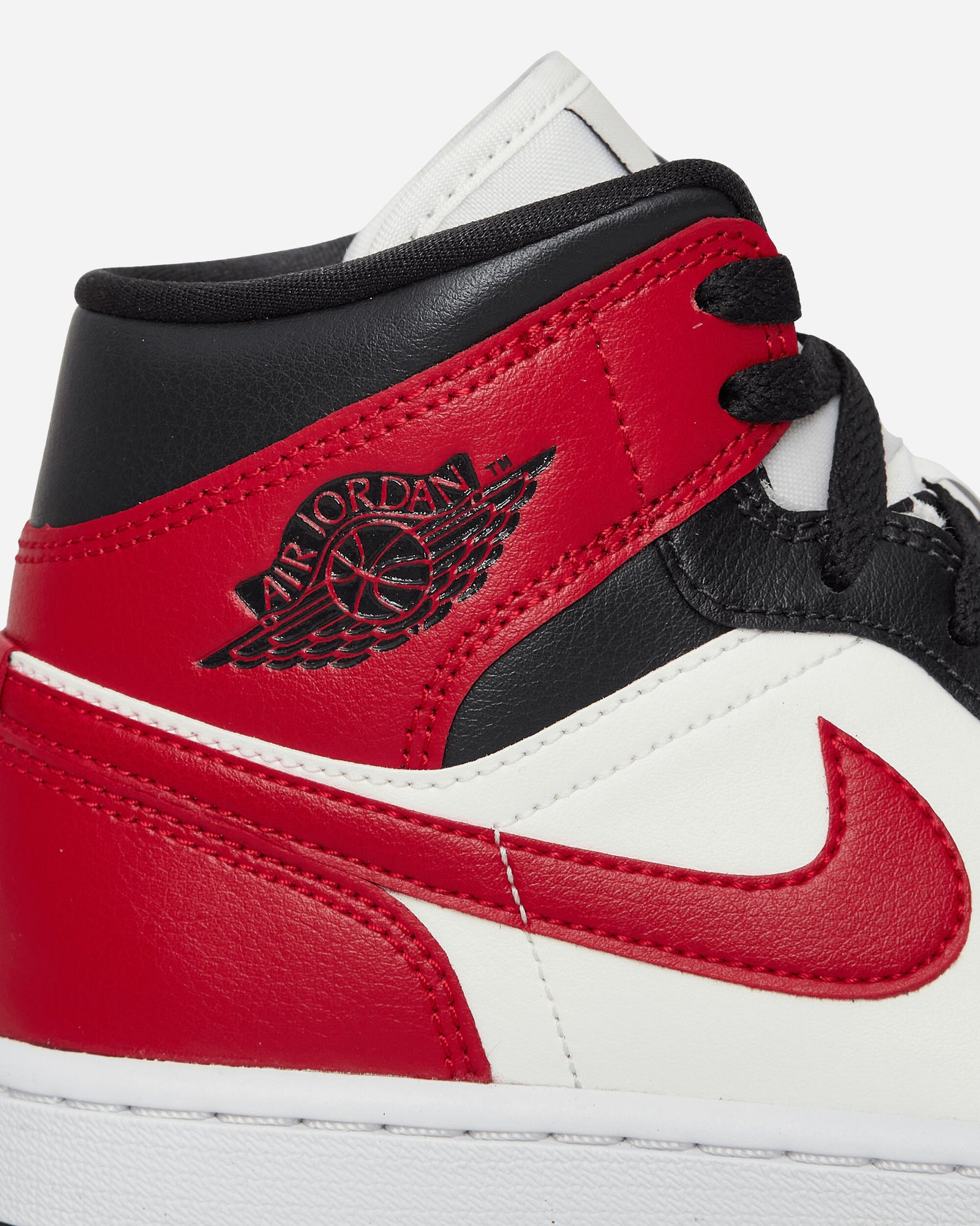 Nike Jordan Wmns Air Jordan 1 Mid Sail/Gym Red Sneakers Mid BQ6472-160