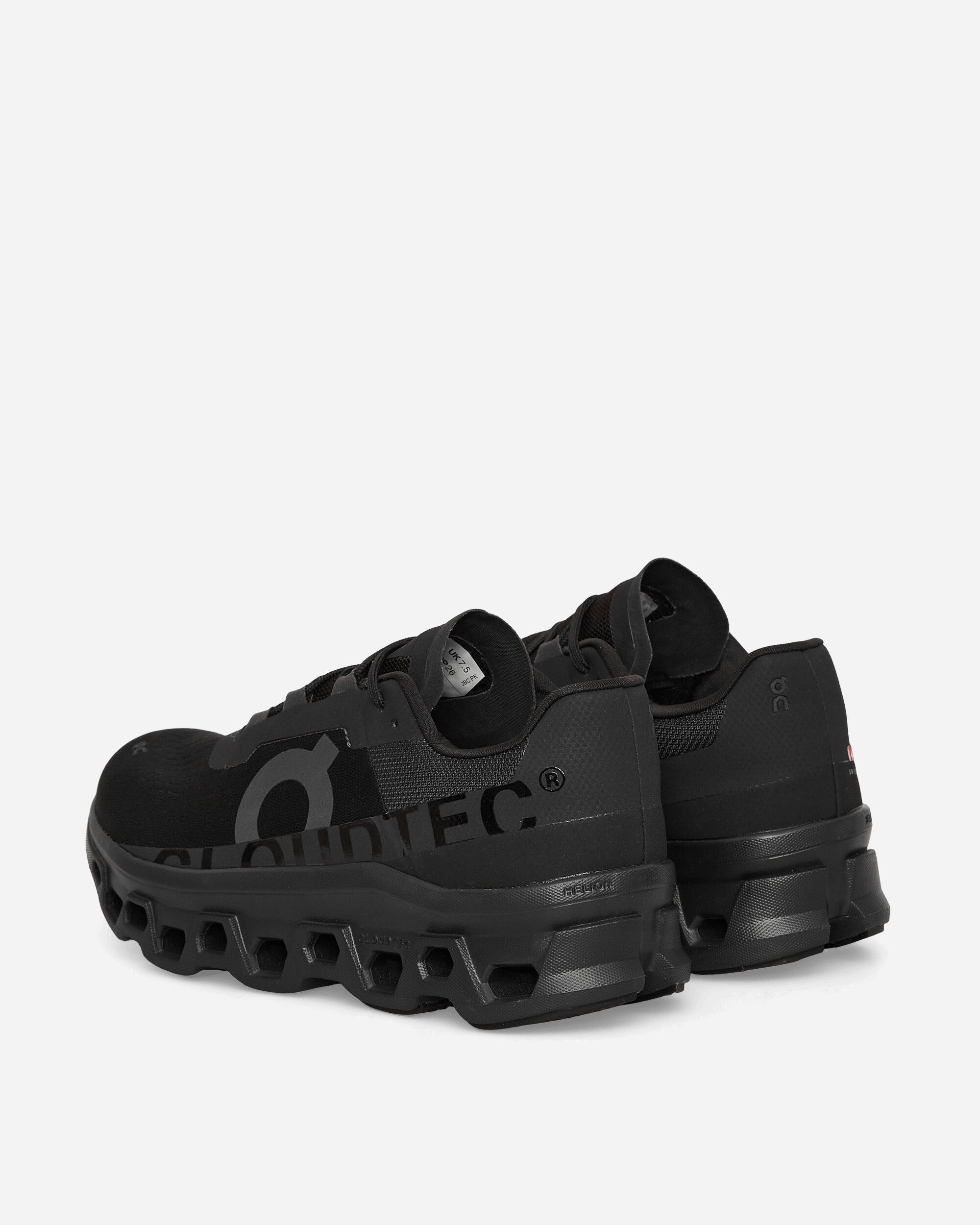 On Cloudmonster Triple Black Sneakers Low 61.99025 001