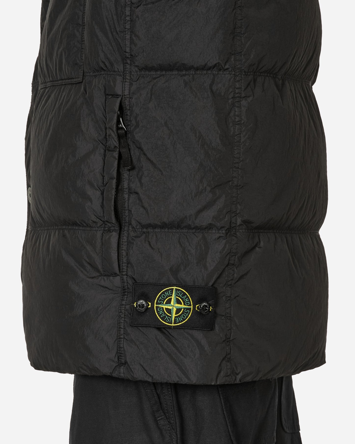 Stone Island Crinkle Down Vest Black Coats and Jackets Vests 8115G0223 V0029