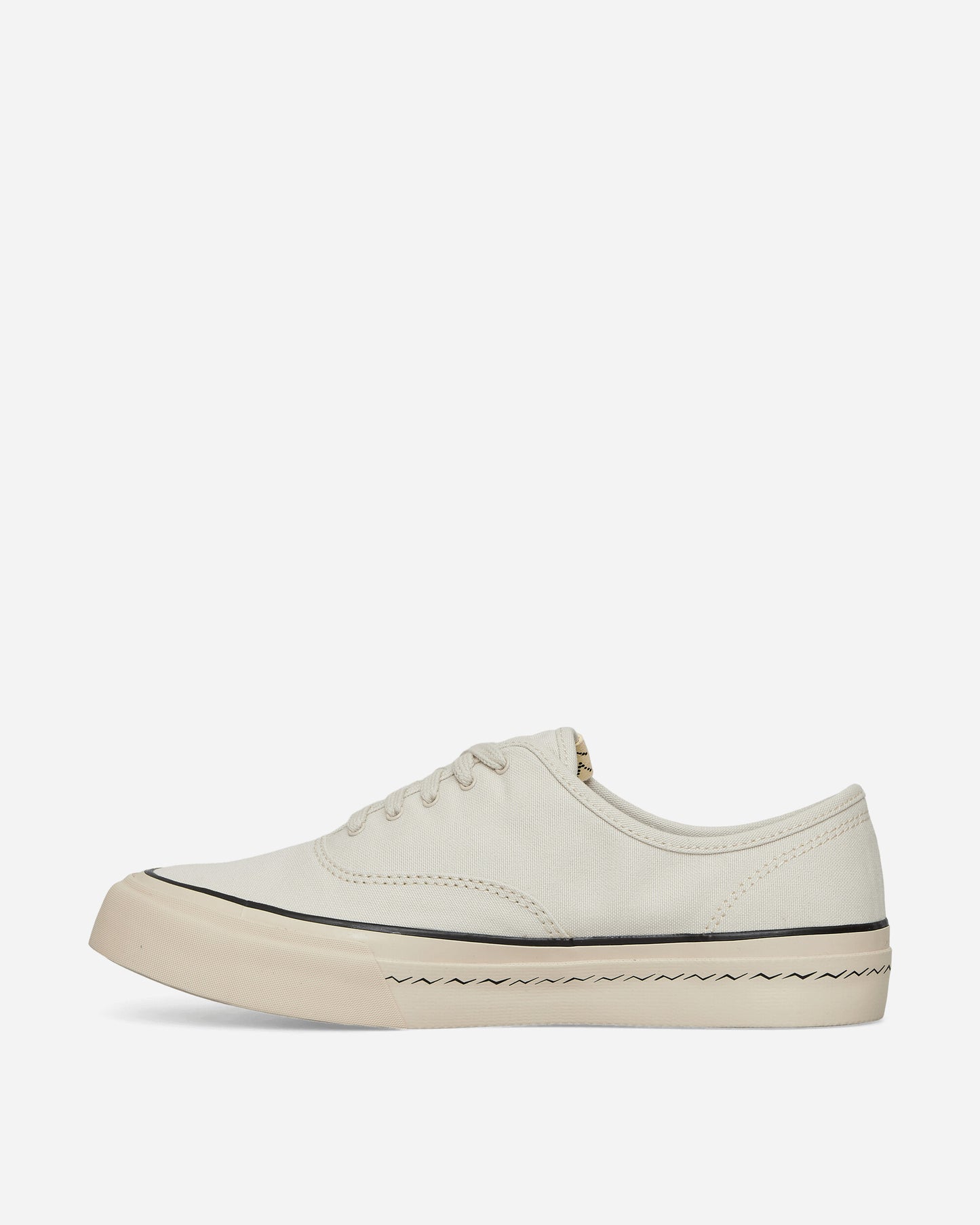 visvim Logan Deck Lo Sipe White Sneakers Slip-On 124101001004 001