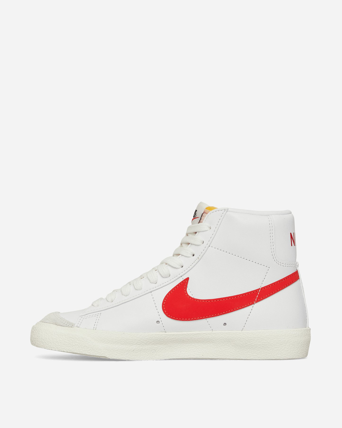 Nike Wmns Blazer Mid '77 White/Habanero Red Sneakers Mid CZ1055-101