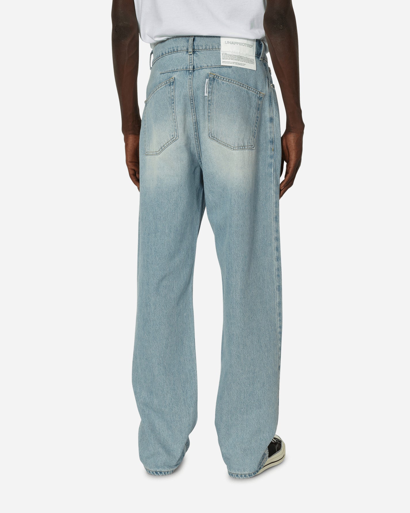 Unaffected One Tuck Wide Denim  (Non Seasonal) Light Blue Pants Denim UN00ALLDN03 001